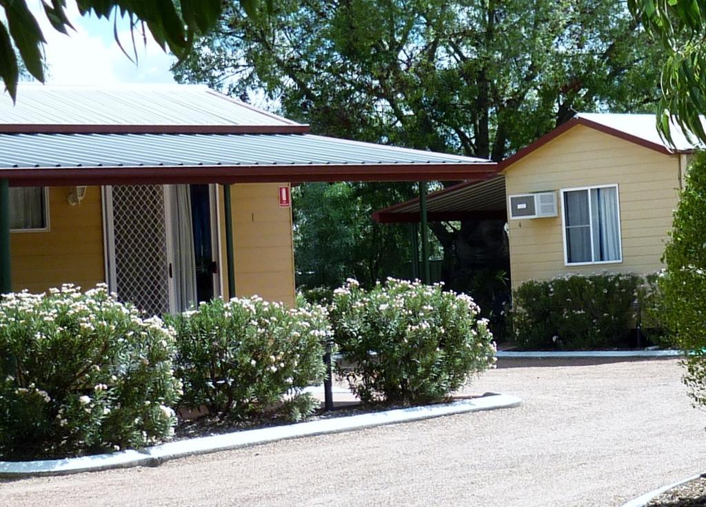 Мотель Roma Aussie Tourist Park Экстерьер фото
